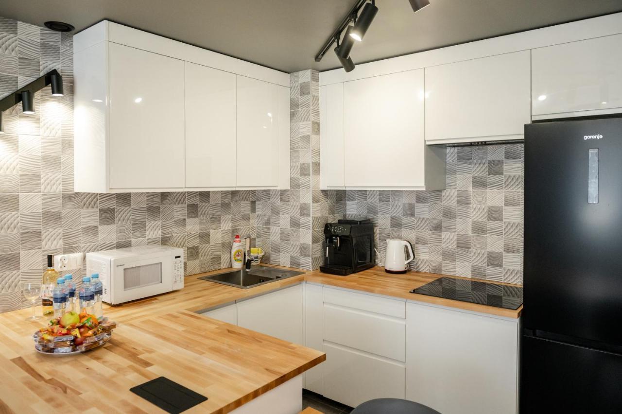 Apartament Modern Ustrzyki Dolne Eksteriør billede